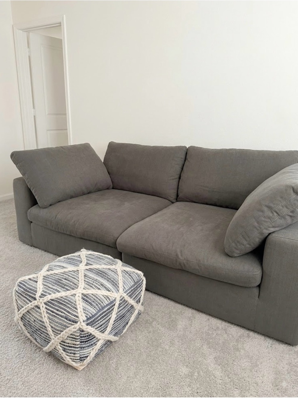 Ottoman Puff/Pouf